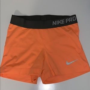 Nike pro